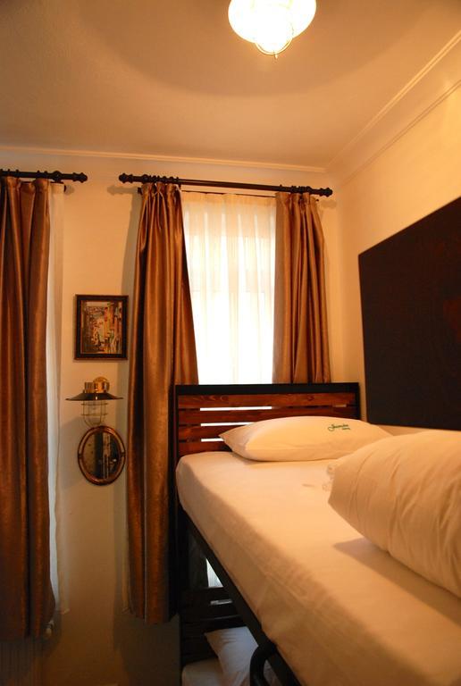 Jumba Hostel 伊斯坦布尔 外观 照片